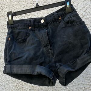 Black he might waisted right short jean shorts